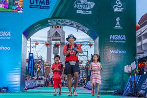 BIB: 5146
                            <button type="button" onclick="openModal(21794625)" class="btn btn-primary btn-sm float-right btn-popup" data-toggle="modal" data-target=".modal-high-quality">
                        <i class="fas fa-shopping-cart"></i> Add to Cart
                    </button>
                                            <button type="button" onclick="isThisMe(21794625, true)" class="btn btn-success btn-sm float-right btn-popup btn-isme hidden" data-toggle="tooltip" data-placement="bottom" title="นี่คือรูปของคุณใช่ไหม คลิกที่นี่เพื่อเอาเข้าอัลบั้ม">
                        <i class="fas fa-plus"></i> Add to album
                    </button>
                    <button type="button" onclick="isThisMe(21794625, false)" class="btn btn-warning btn-sm float-right btn-popup btn-isnotme hidden">
                        <i class="fas fa-ban"></i> Remove from album
                    </button>